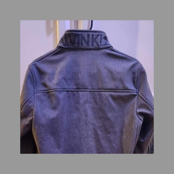 Like New! CALVIN KLEIN Infinite Stretch Soft Shell Jacket- XS- Lt. Grey Heather - Picture 3 of 5